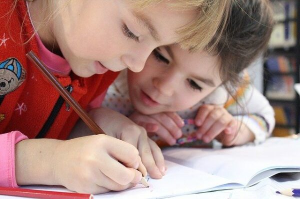 Starting Primary School - When to enrol the child in ...